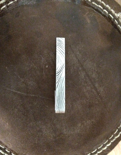 Tie Bar, Wind