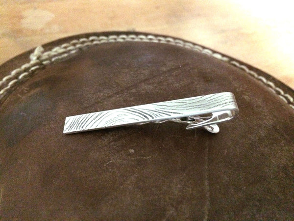 Tie Bar, Wind