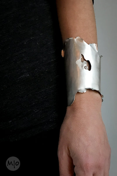 Version of Nature, Cuff